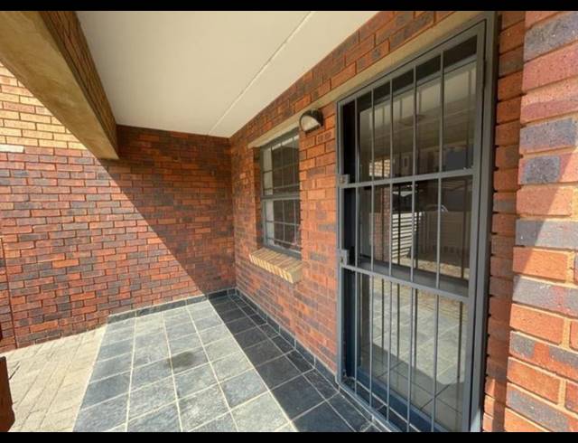 2 BEDROOM PROPERTY TO RENT IN KIBLER PARK